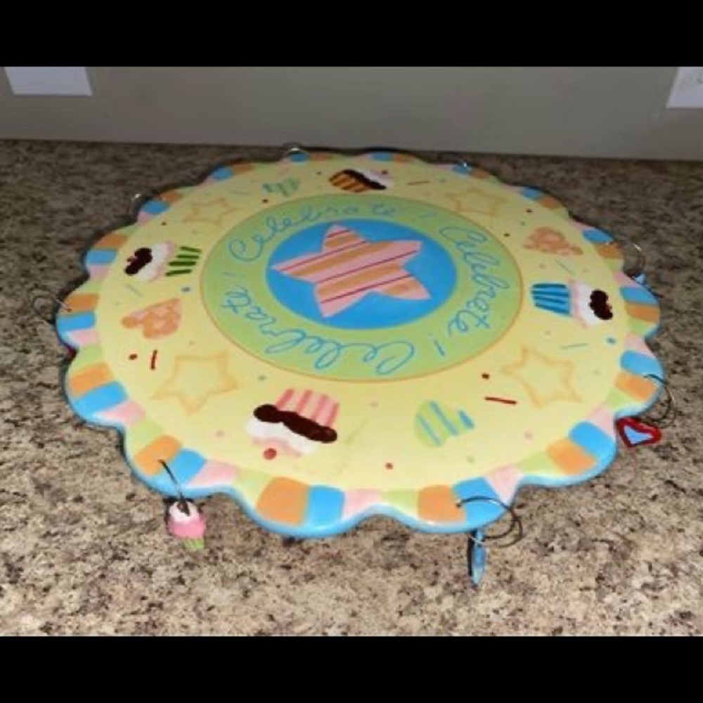 Cupcake style serving stand